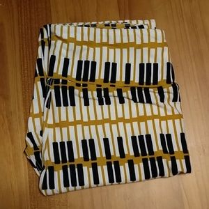 NWOT Lularoe OS leggings